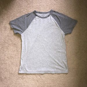 Grey baseball tee!